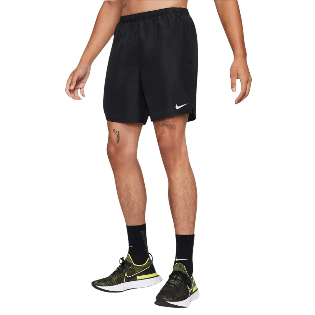 Nike challenger 18cm shorts 'black'