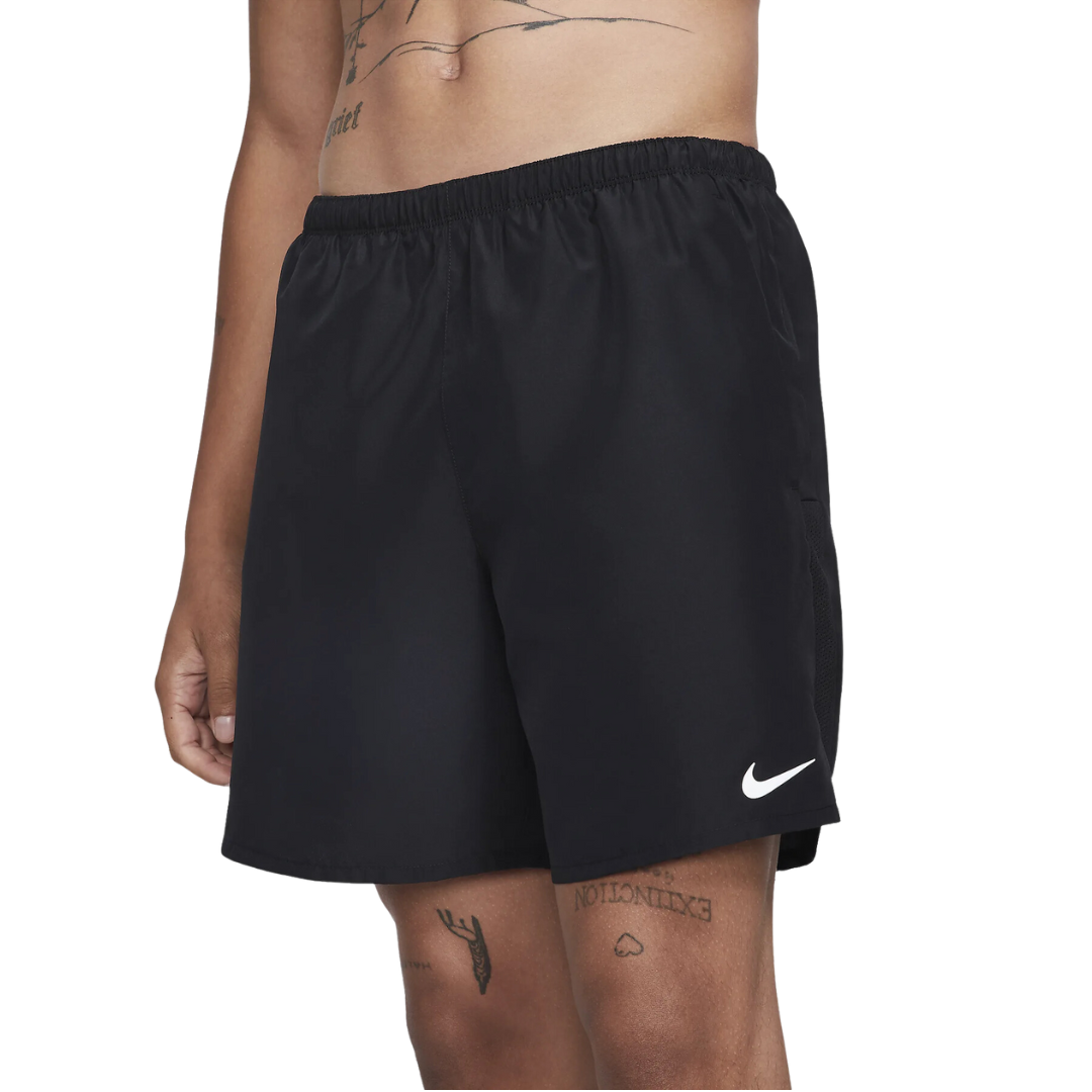 Nike challenger 18cm shorts 'black'