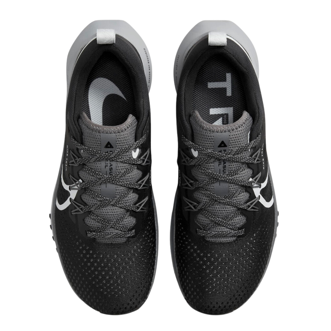 Nike react pegasus trail 4 "black/dark grey"