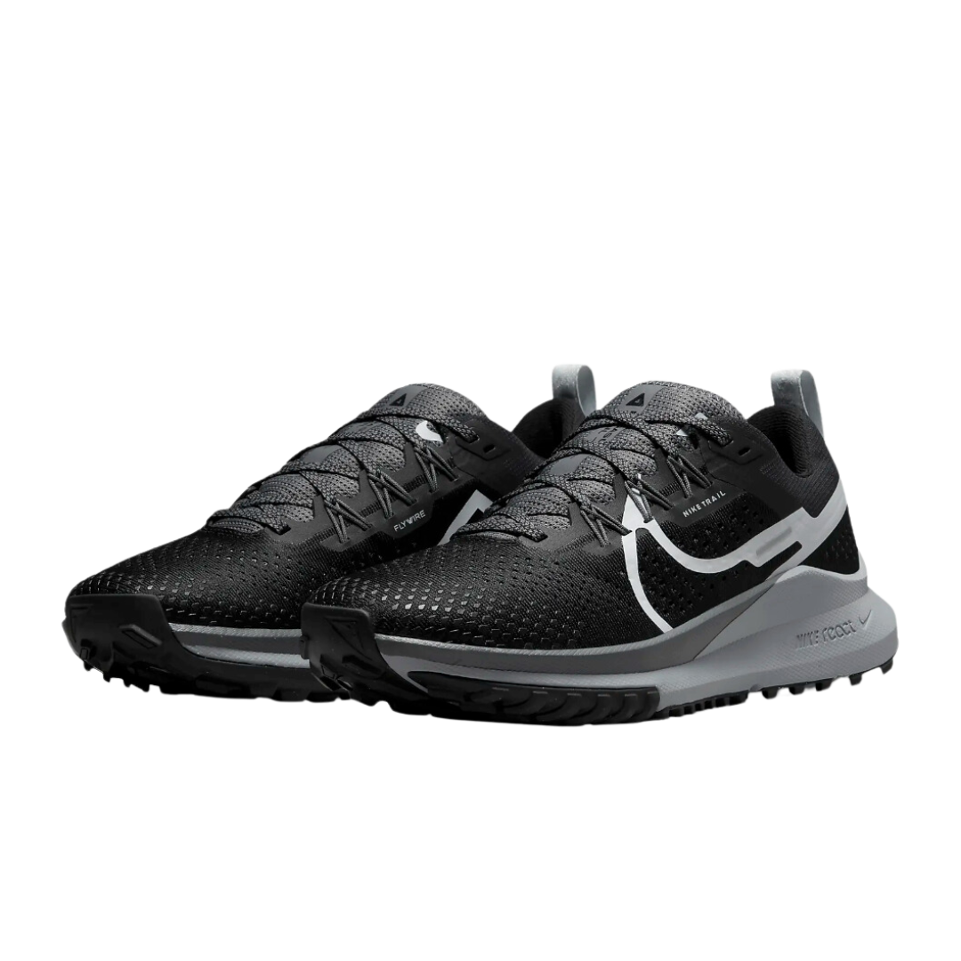 Nike react pegasus trail 4 "black/dark grey"