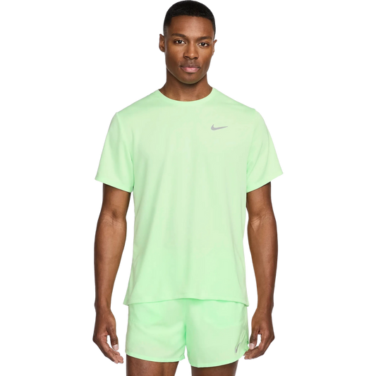 Nike uv miler t-shirt 'vapour green'